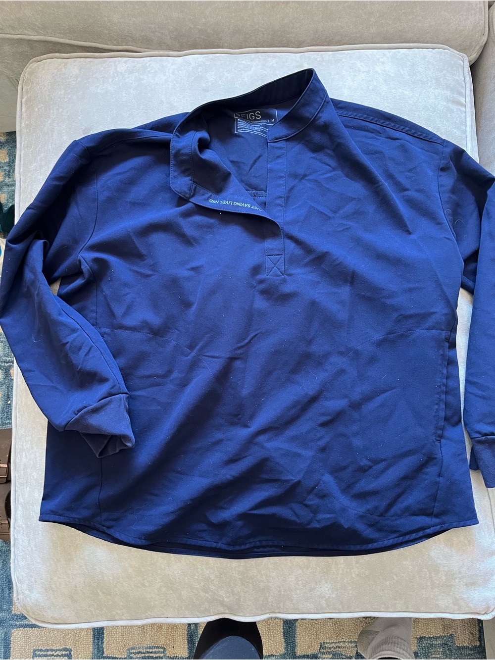 Navy blue long sleeve FIGS top size M-L